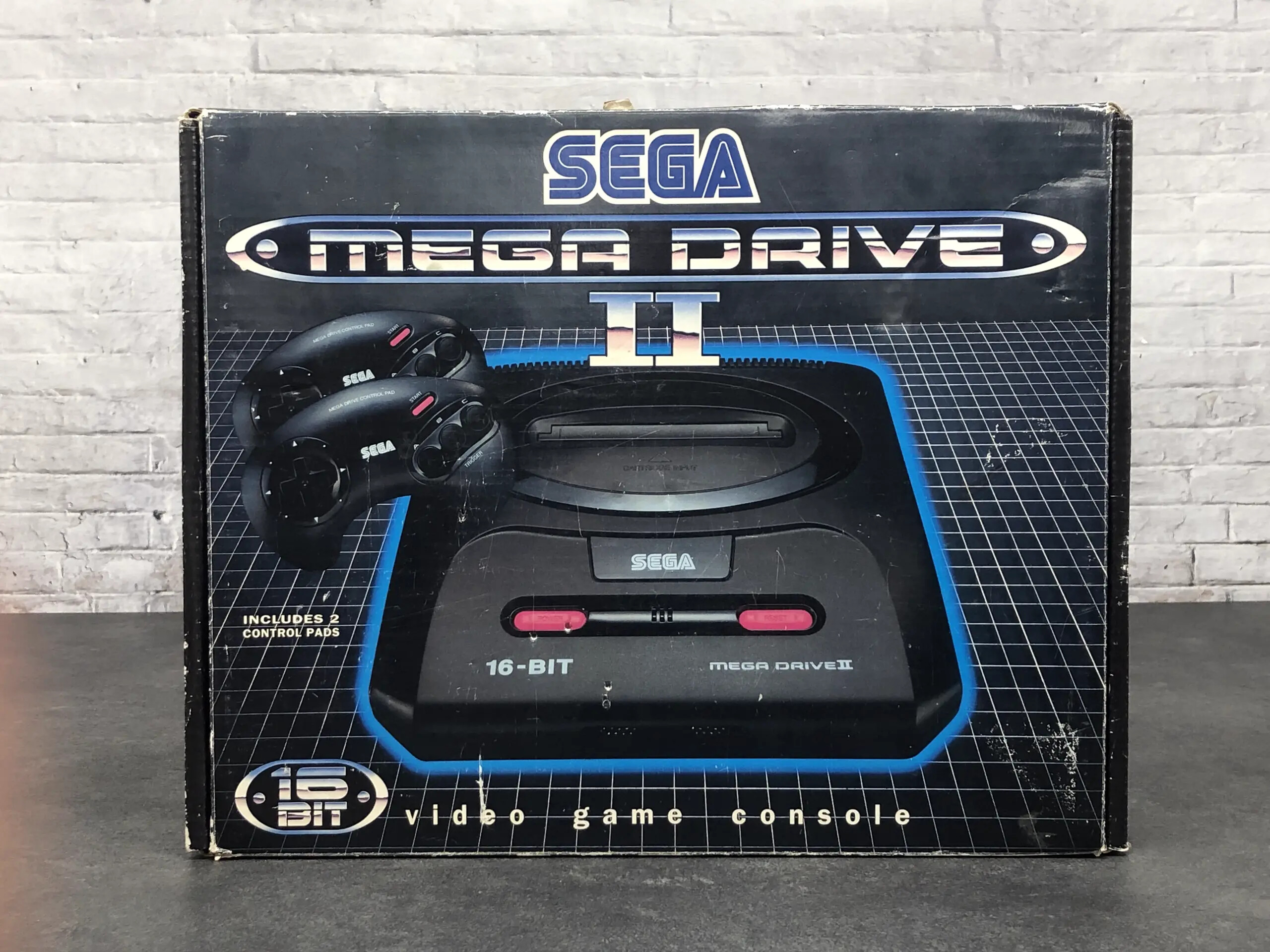 Sega Mega Drive II Starter Pack Console [Complete] - Sega Mega Drive Hardware